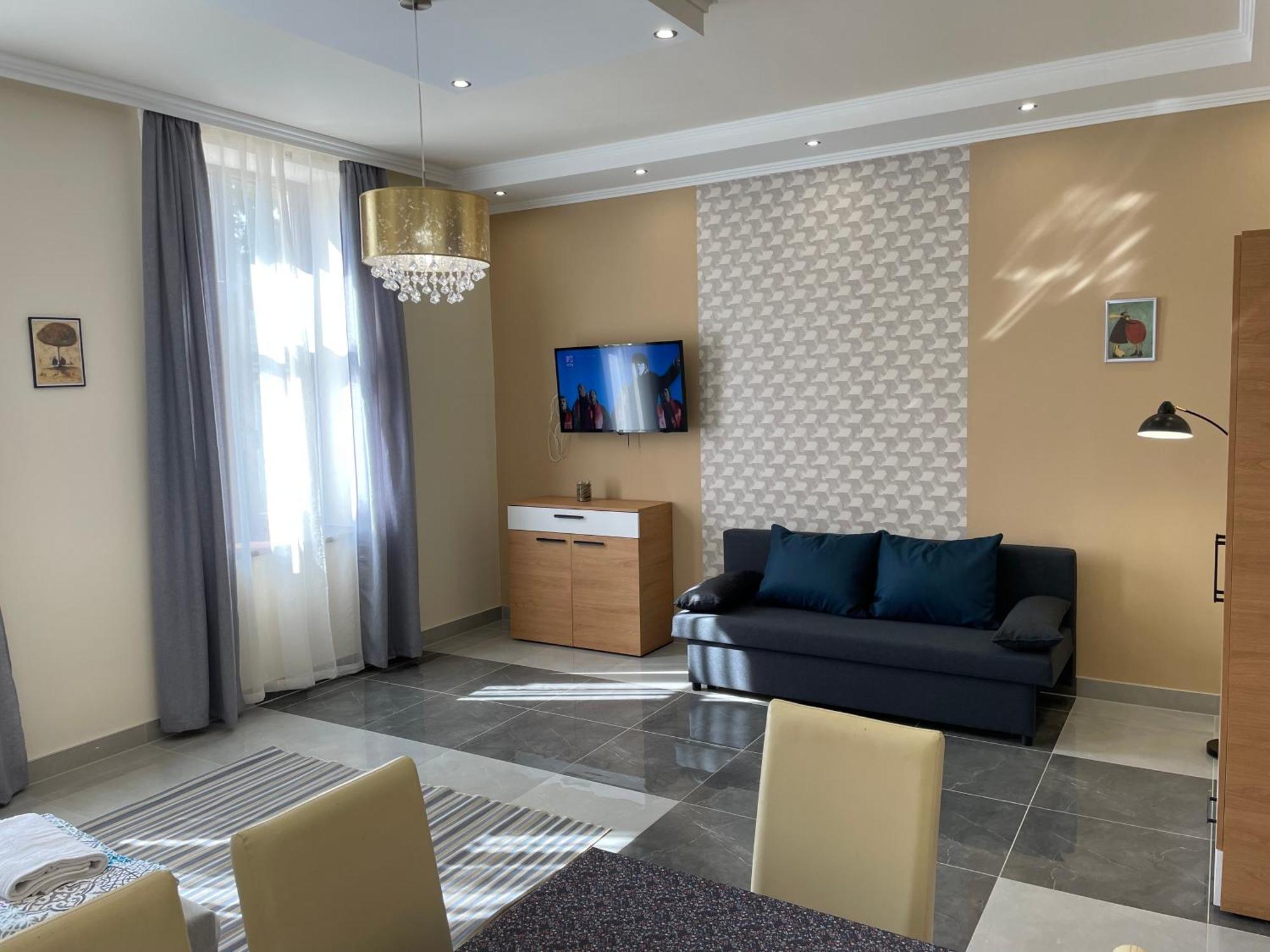 Kovacs Apartmanhaz Кишкунхалаш Стая снимка