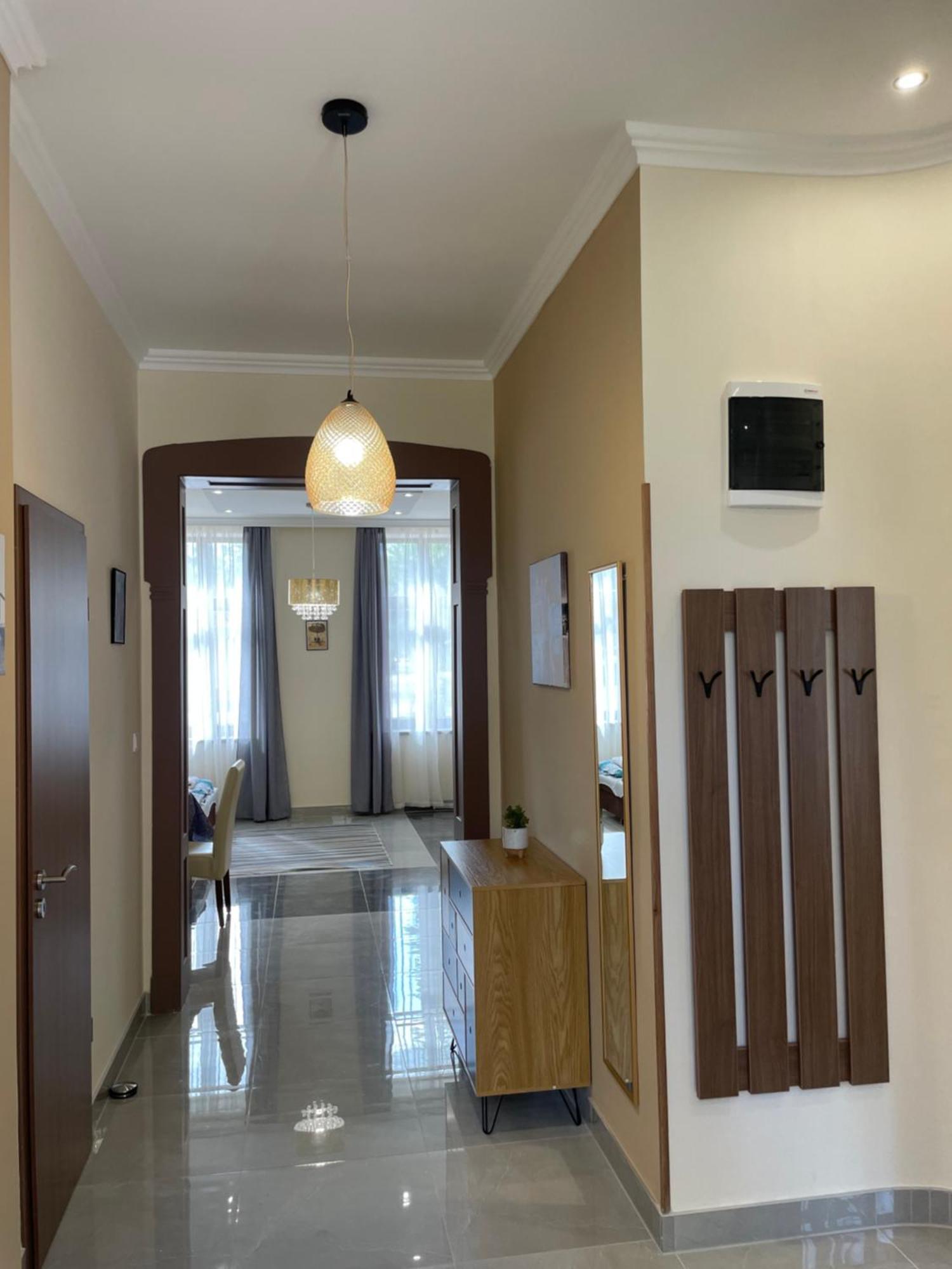 Kovacs Apartmanhaz Кишкунхалаш Стая снимка